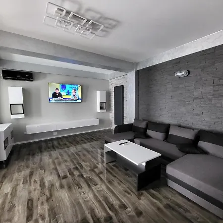 R&i House Apartment Constanta