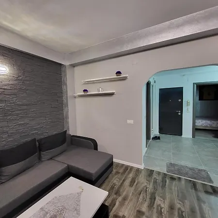 R&i House Apartment *